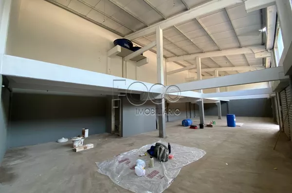 Loja para aluguel Farrapos Porto Alegre, 350m²