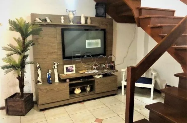 Casa semimobiliada para venda 3 dorm Guarujá  Porto Alegre, 120m²