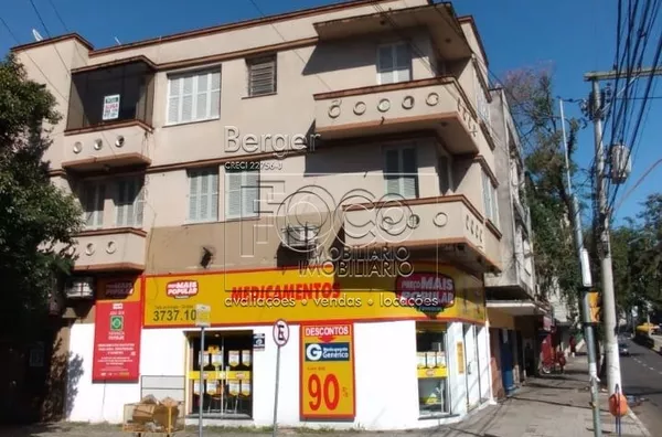 Prédio para venda no bairro Santa Cecilia Porto Alegre