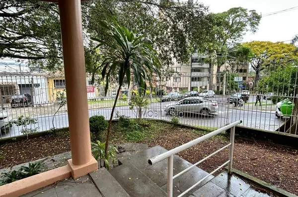 Casa para venda, 3 quarto(s),  Petrópolis, Porto Alegre