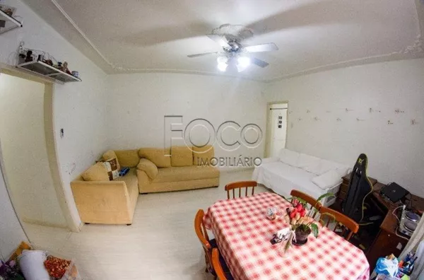 Apartamento semimobiliado para venda 2 dorm. Rio Branco Porto Alegre, 91m²