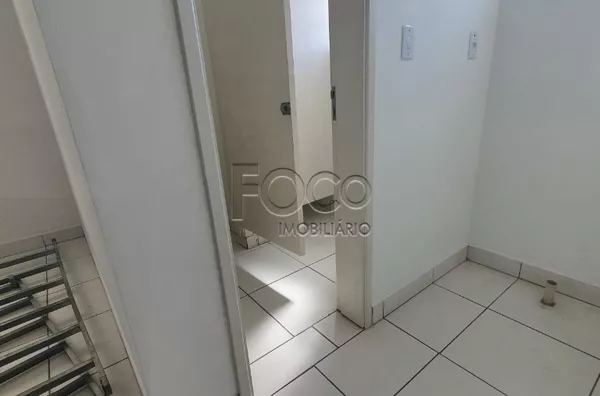 Prédio de esquina Centro Canoas, 450m²