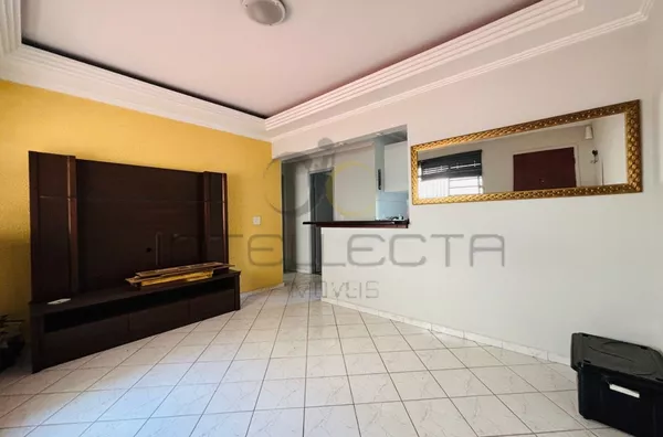 Venda de apto, 2 quartos, 1 vaga na garagem, 5 min do metrô.