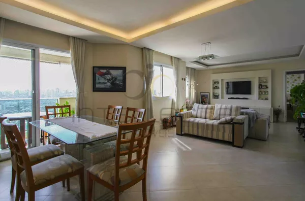 Apartamento de Alto Padrão com Vista Privilegiada para o Parque da Independência e Museu do Ipiranga