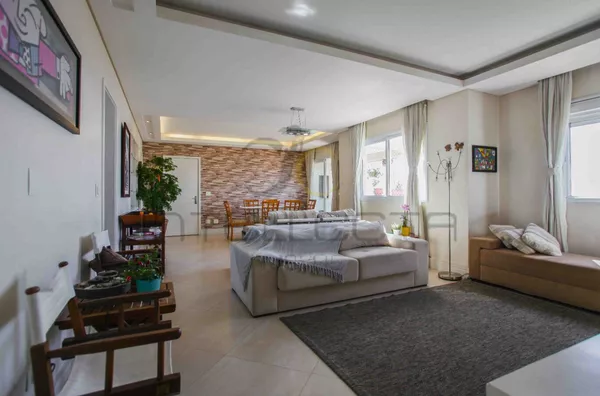 Apartamento de Alto Padrão com Vista Privilegiada para o Parque da Independência e Museu do Ipiranga