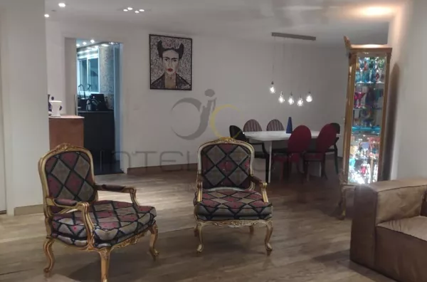 Lindo apto, de frente, torre única, próximo ao Parque do Ibirapuera.