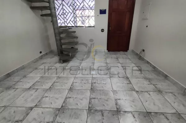 Charmoso Sobrado a 3 Quadras da Linha Verde do Metrô e Terminal Sacomã