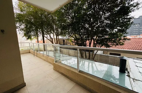 LOCAÇÃO DE LINDO APARTAMENTO NOVO E MOBILIADO COM VISTA PARA O PARQUE ACLIMAÇÃO.