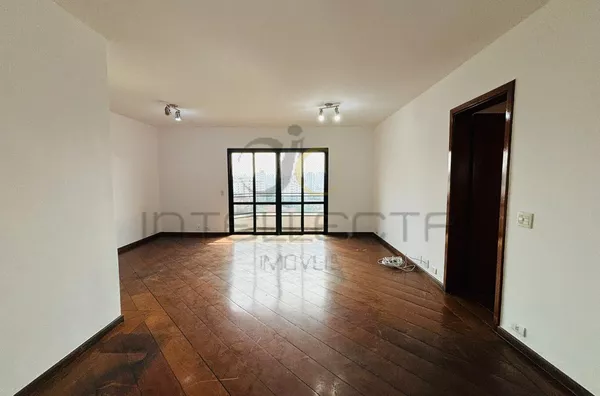 Apartamento 110m² com vista espetacular e acabamento em madeira!