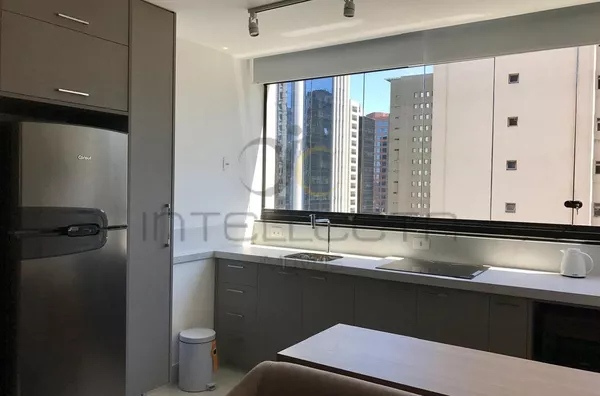 Studio mobiliado na Vila Olímpia – Pronto para morar!