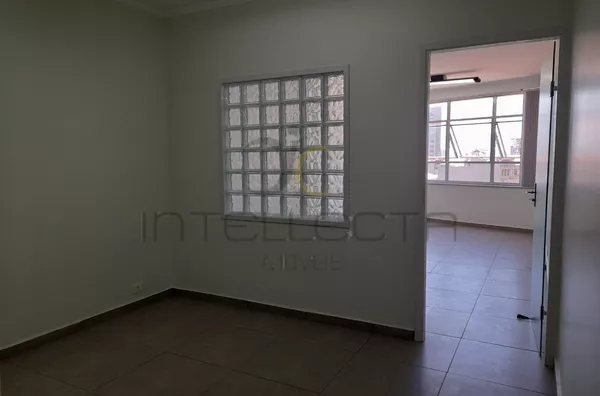 Conjunto comercial para venda, 1 sala com antessala de recepção, 1 banheiro - Centro, São Paulo