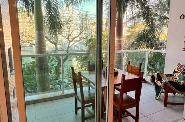 Apto. Próximo ao Parque do Ibirapuera torre única.