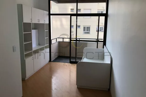 Encante-se com Seu Novo Lar: Studio a 9 Minutos do Metrô Ana Rosa!