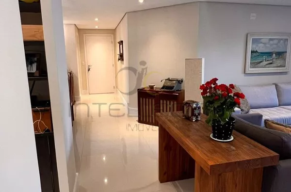 Apto. Próximo ao Parque do Ibirapuera torre única.