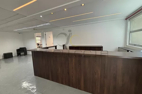 Conjunto Comercial de Alto Padrão com 300m² – Bela Vista