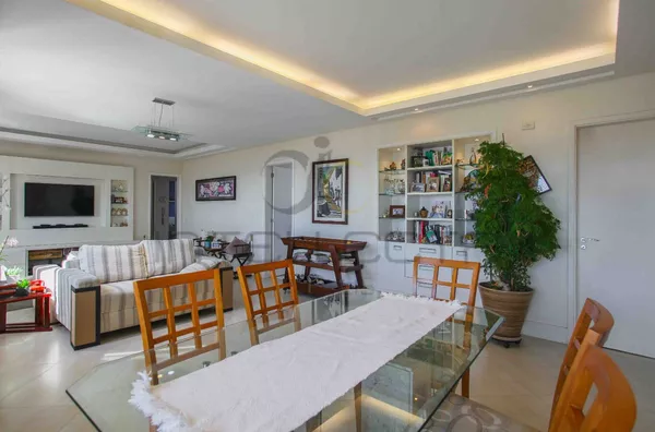 Apartamento de Alto Padrão com Vista Privilegiada para o Parque da Independência e Museu do Ipiranga