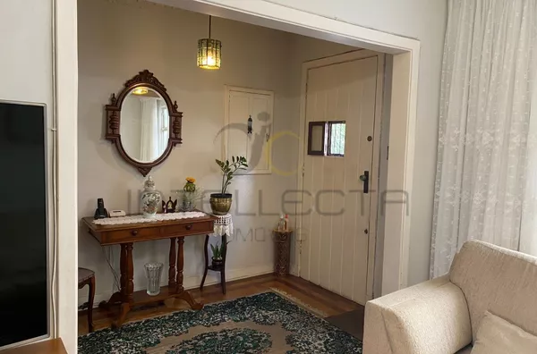 Casa Ampla com 3 Andares – Conforto, Espaço e Localização Premium!