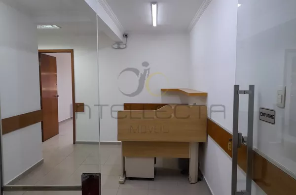 Conjunto comercial semi mobiliado para venda e aluguel, 3 salas, ar condicionado, 2 vagas - Liberdade, São Paulo