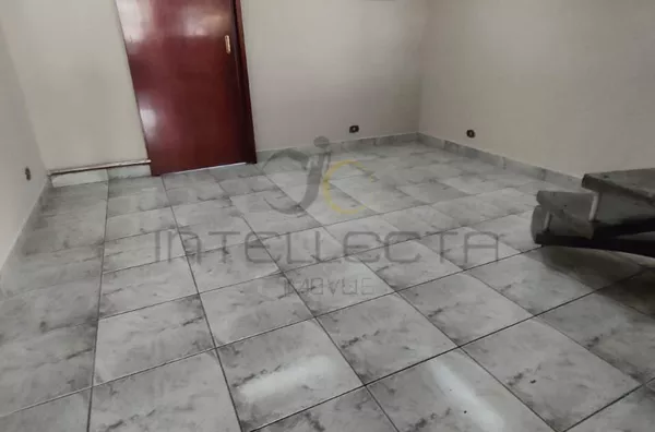 Charmoso Sobrado a 3 Quadras da Linha Verde do Metrô e Terminal Sacomã