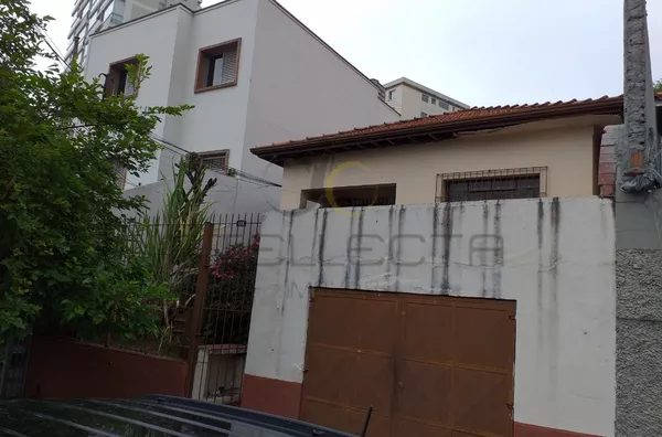 - Casa térrea para venda 2 quartos, 1 vaga de garagem, quintal e casa de fundos térrea com 2 quartos - Vila Mariana - São Paulo