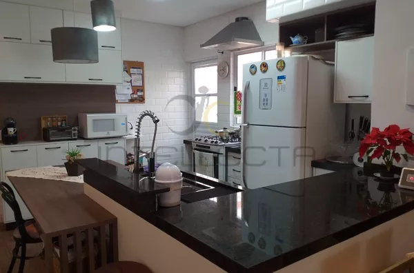 Casa térrea reformada com edícula completa para venda, 3 quartos (2 suítes), 2 vagas de garagem - Vila Dom Pedro 1 - São Paulo