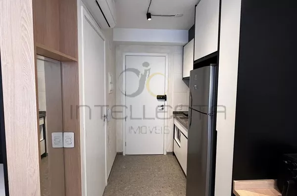 Studio  Mobiliado para aluguel á 10 min a pé até o metrô,  Vila Mariana, São Paulo