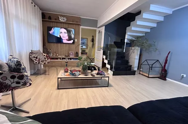 Sobrado de vila para venda, mobiliado, 3 quartos (1 suíte), ar condicionado, churrasqueira, 1 vaga de garagem - Vila Prudente, São Paulo