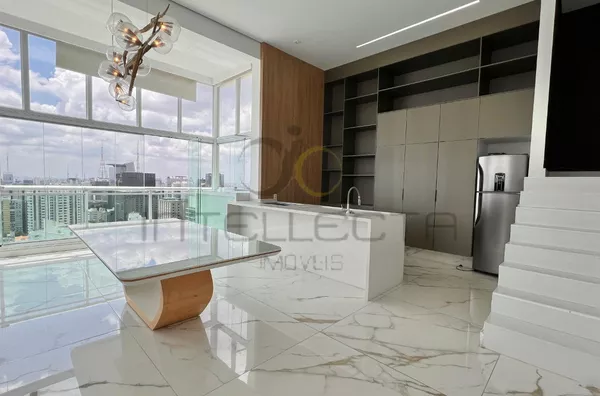Loft de Luxo com Vista Panorâmica - Melhor Localização de São Paulo!