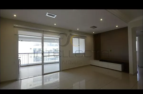 Amplo Apartamento 3 Dorms | 108m² | 2 Vagas | Varanda | Lazer Completo! 