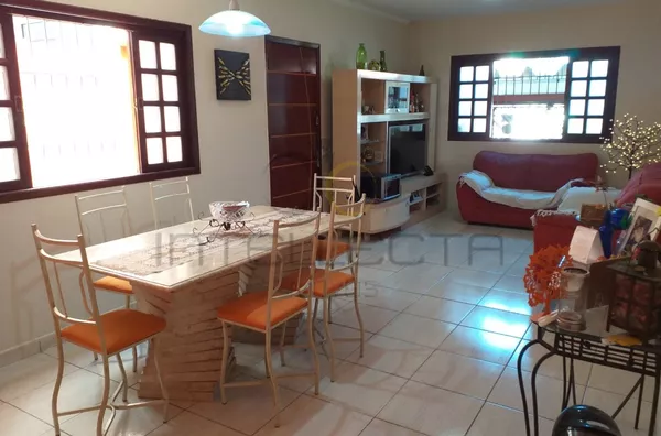 Sobrado para venda 4 quartos (2 suítes), churrasqueira, 2 vagas de garagem, Parque Jabaquara São Paulo