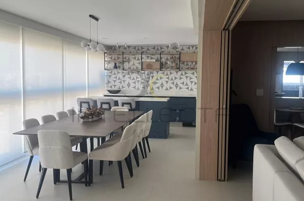 Cobertura à venda com 211m², 3 quartos e 4 vagas