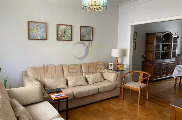 Casa Ampla com 3 Andares – Conforto, Espaço e Localização Premium!