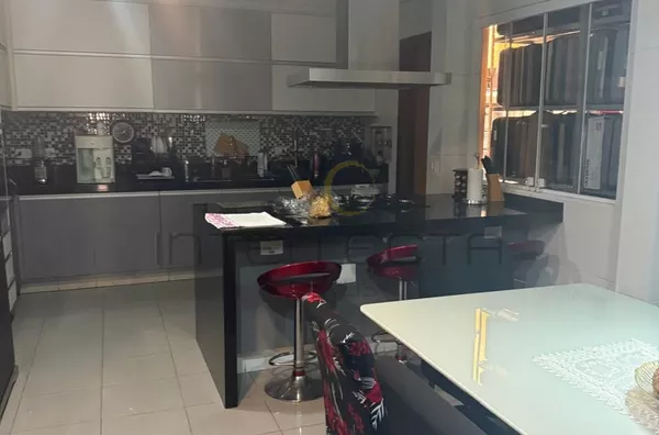 Casa para venda, 5 quarto(s),  Liberdade, São Paulo