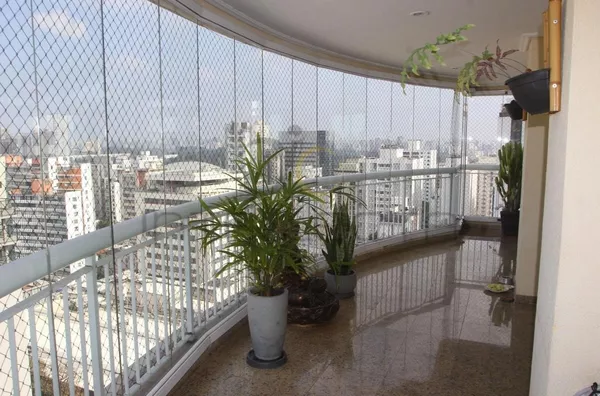 Exclusividade e Sofisticação no Coração do Jardins - Alto Padrão