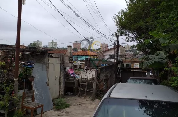 Terreno para venda com 2 casas e 6 vagas de garagem - Jardim Previdência, São Paulo
