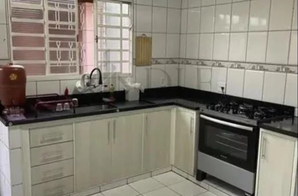 Casa para aluguel, 5 quarto(s),  Jardim García, Campinas