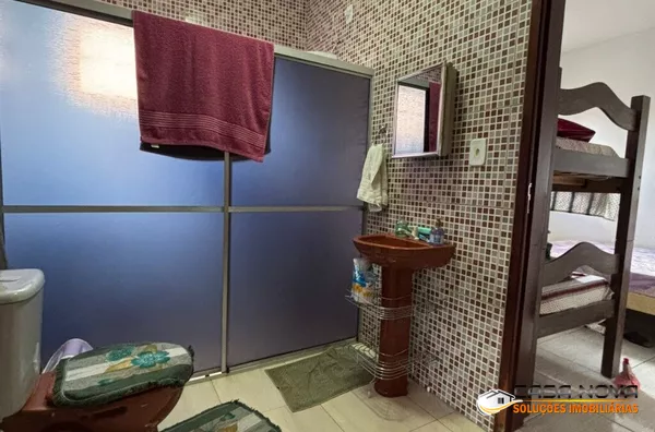 BANHEIRO SOCIAL ACESSO A 2º QUARTO 