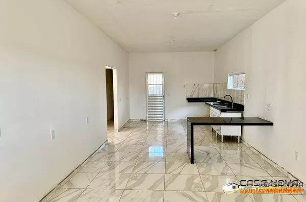 Casa à Venda no Bairro Poeta Pinto do Monteiro – 2 Quartos, Suíte e Garagem por R$ 130.000