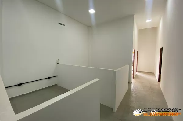 Alugue Já! Imóvel Comercial Amplo de 127 m² no Centro de Monteiro – Localização Estratégica para o Seu Negócio