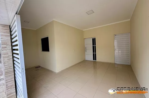 ? Casa Solta no Centro – Ampla, Bem Localizada e Pronta para Morar! ?