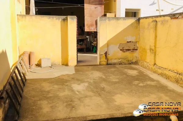 CASA RESIDENCIAL NO CENTRO DE MONTEIRO-PB