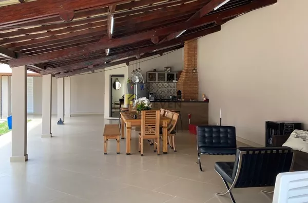 Casa - Santa Gertrudes