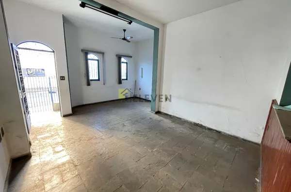 Casa Comercial - Centro