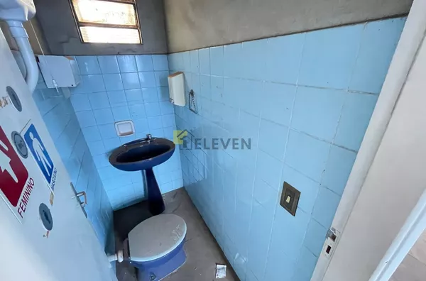 Casa Comercial - Centro