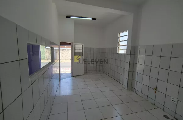 Salão Comercial - Parque Universitário