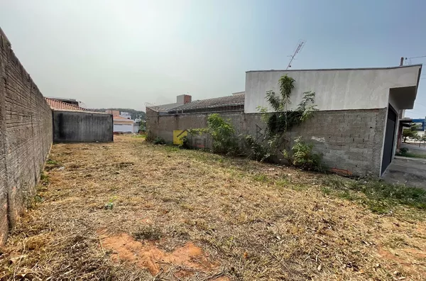 Terreno - Jardim Santa Clara II