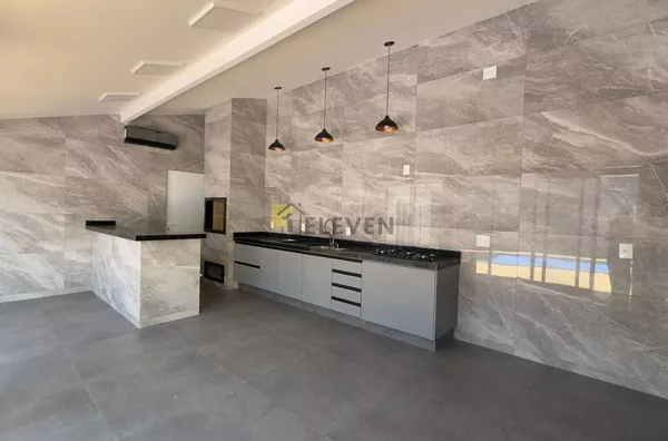 Sobrado para  e , 3 quarto(s),  Jardim Floridiana, Rio Claro