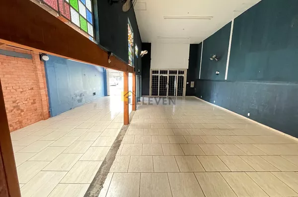 Barracão Comercial - Centro