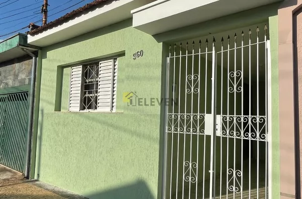 Casa - Bairro do Estádio