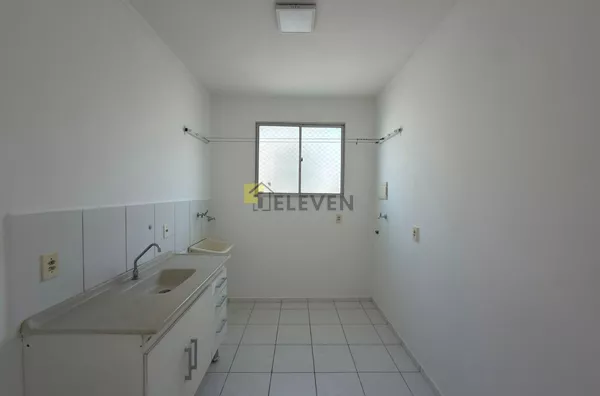 Apartamento com 2 dormitorios Rainha Elizabeth